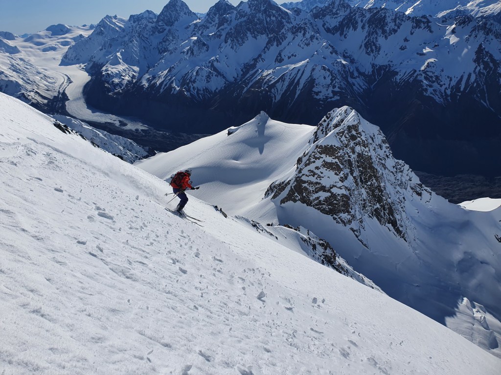 Ski Caroline face Aoraki mount cook baby ski line
